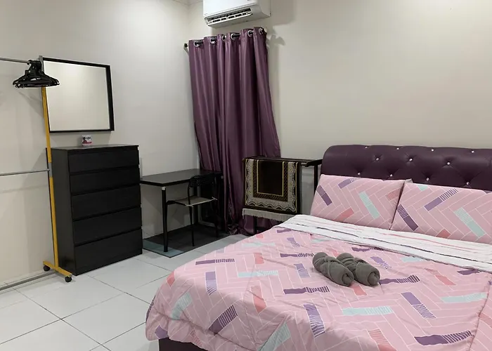 Rosevilla Homestay - 3R2B Fully Aircond Wifi