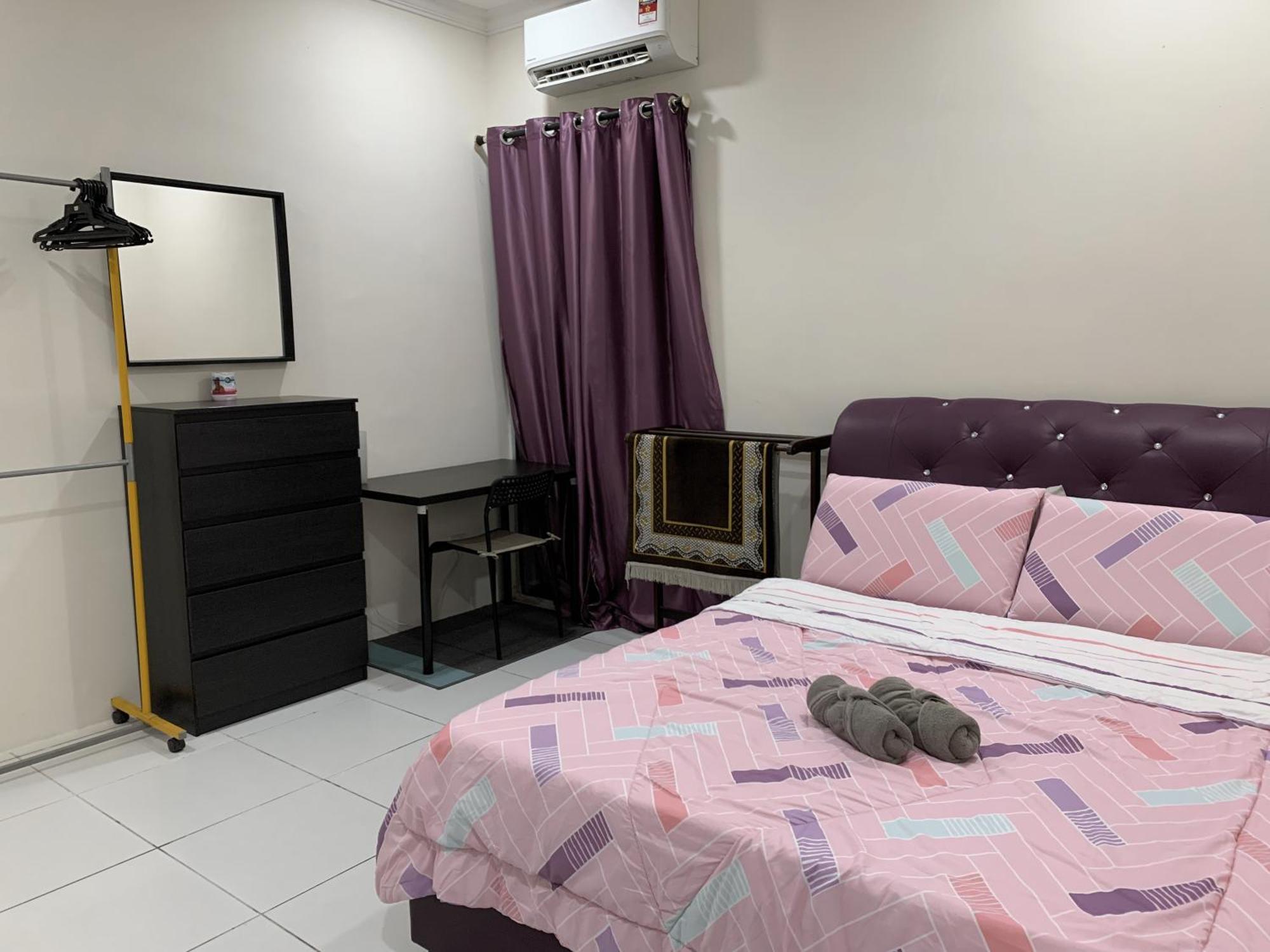 Rosevilla - 3r2b Fully Aircond Wifi *
