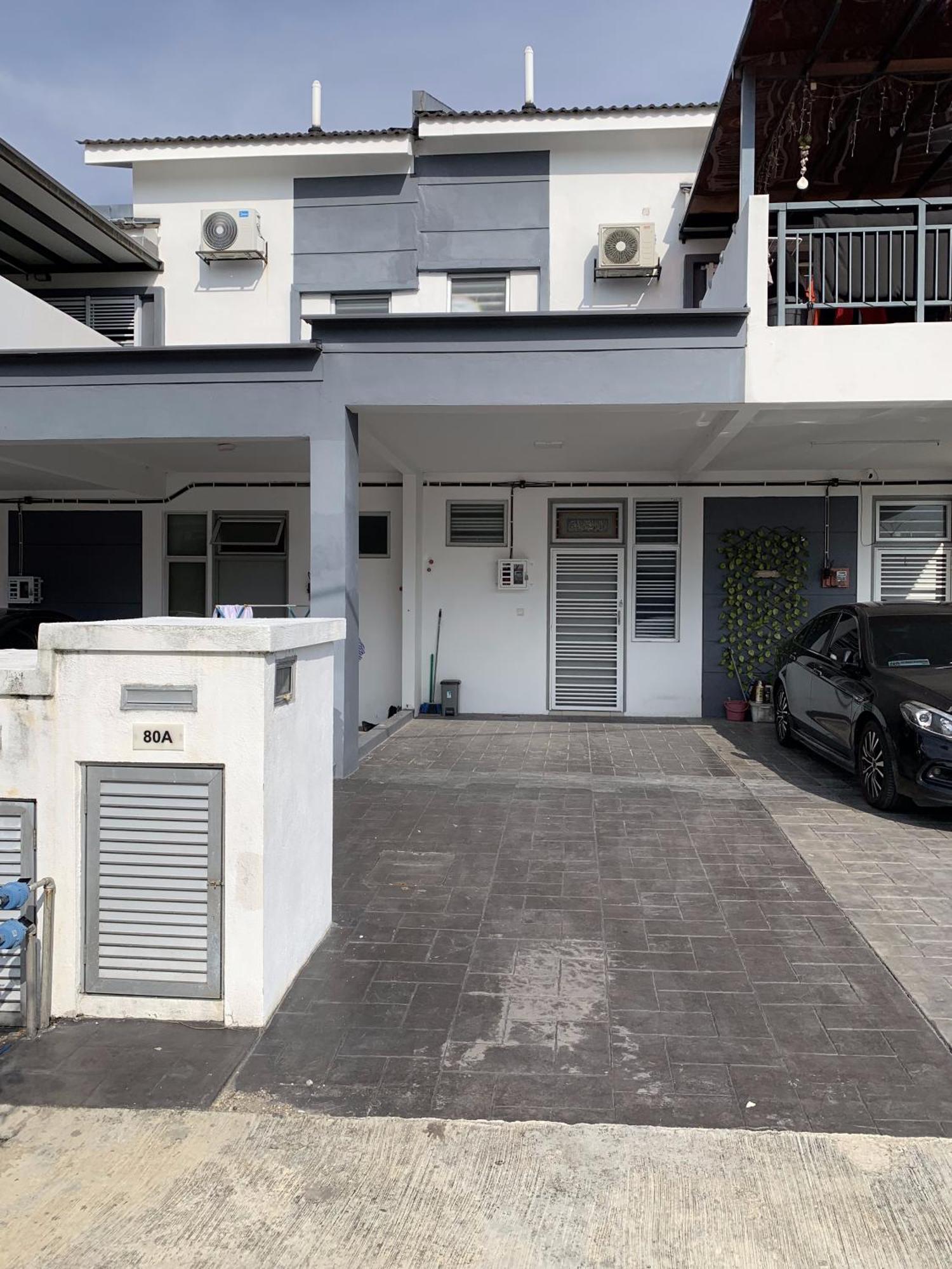 Rosevilla - 3r2b Fully Aircond Wifi Holiday home Bandar Puncak Alam